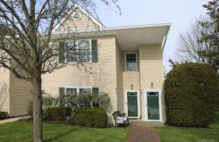 833 MADEIRA BLVD, HUNTINGTON, NY, 11747, Huntington, NY 11747