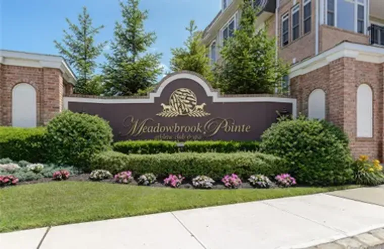 556 PACING WAY # 556, WESTBURY, NY, 1159..., Westbury, NY 11590
