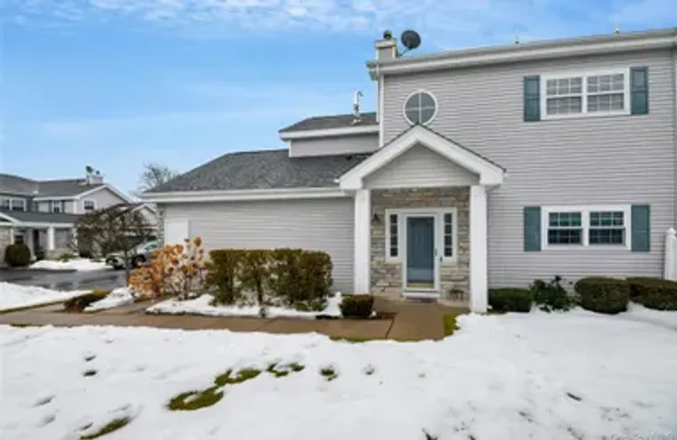 548 HIGHLAND CT, BROOKHAVEN, NY, 11955, Brookhaven, NY 11955