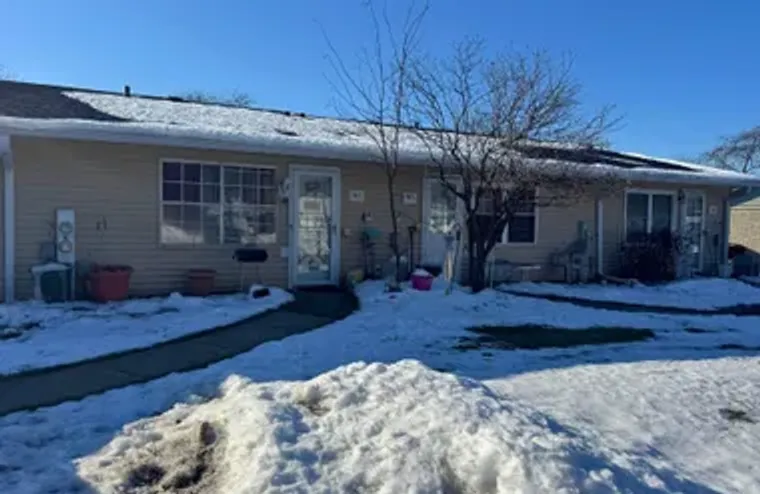 7415 CLARENDON CT 69, FOX LAKE, IL, 6002..., Fox Lake, IL 60020