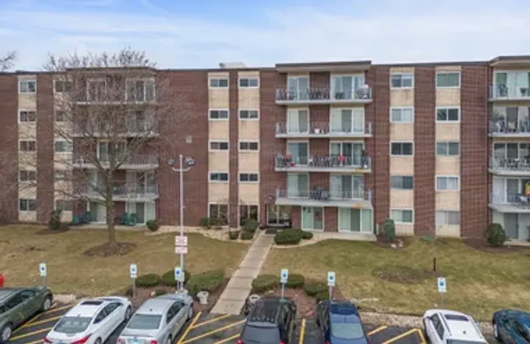 2900 MAPLE AVE 15B, DOWNERS GROVE, IL, 6..., Downers Grove, IL 60515