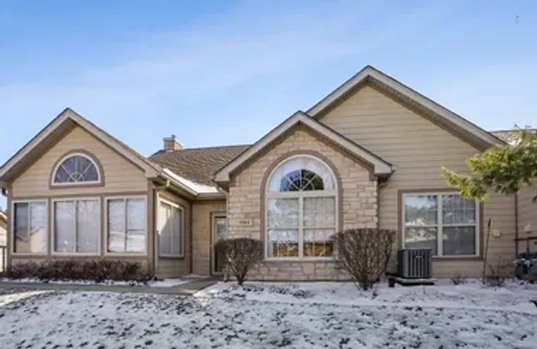 1944 TIMBERS EDGE CIR, JOLIET, IL, 60431, Joliet, IL 60431