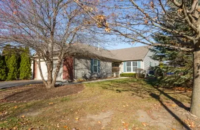 94 W ESSINGTON DR, ROUND LAKE, IL, 60073, Round Lake, IL 60073