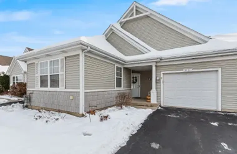 2525 PARK RIDGE CT # 2525, CREST HILL, I..., Crest Hill, IL 60403