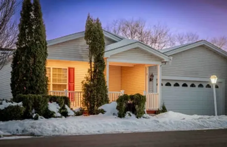 102 HITCHING POST LN, GRAYSLAKE, IL, 600..., Grayslake, IL 60030