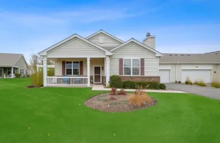 672 N FALLS CIR, PINGREE GROVE, IL, 6014..., Pingree Grove, IL 60140