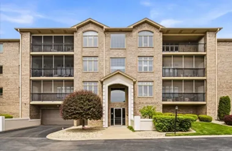 18550 PINE LAKE DR 1A, TINLEY PARK, IL, ..., Tinley Park, IL 60477
