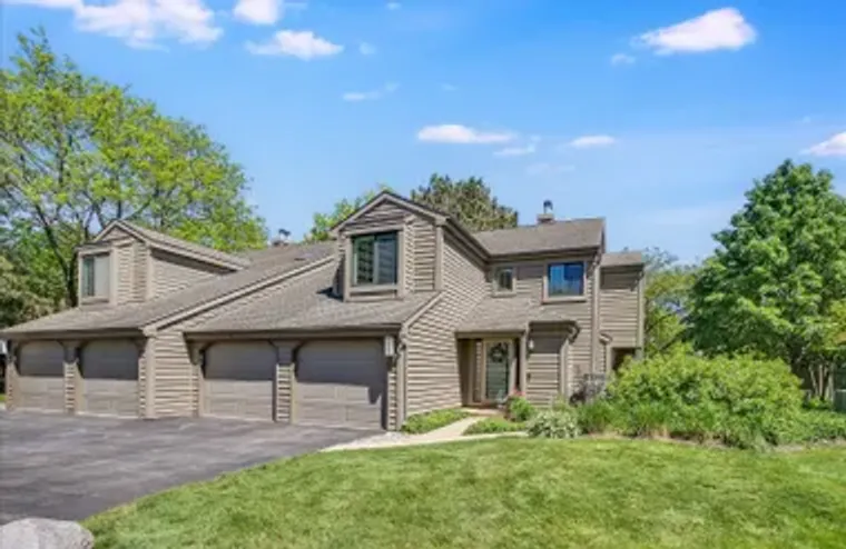 669 GOLF LN 669, LAKE BARRINGTON, IL, 60..., Lake Barrington, IL 60010