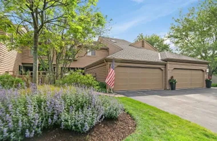 2360 OAK HILL RD, LAKE BARRINGTON, IL, 6..., Lake Barrington, IL 60010