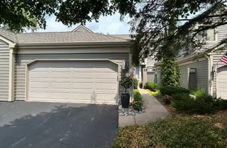 398 WHITE OAK LN, LAKE BARRINGTON, IL, 6..., Lake Barrington, IL 60010