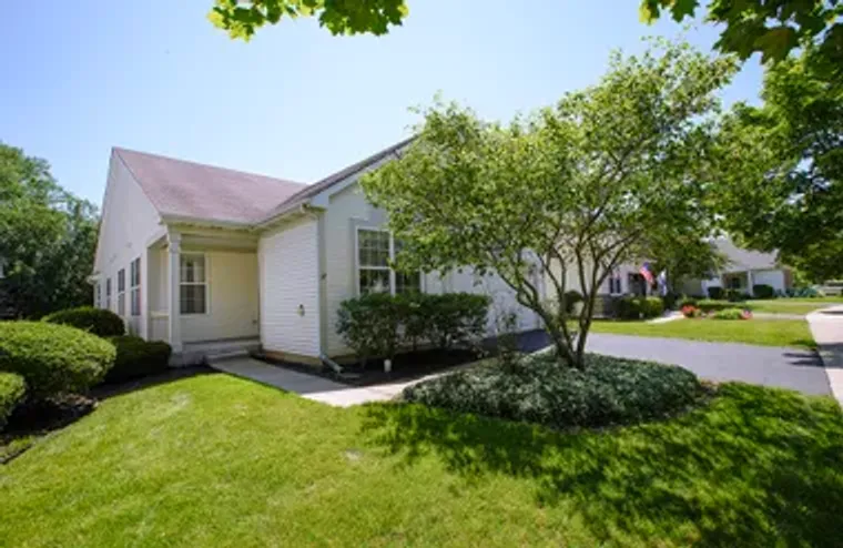 2241 CARILLON DR, GRAYSLAKE, IL, 60030, Grayslake, IL 60030