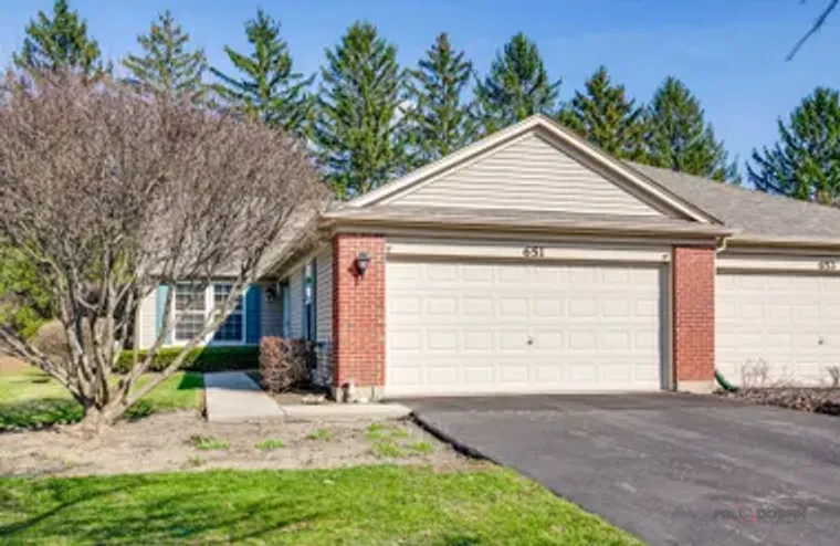 651 S ESSINGTON DR, ROUND LAKE, IL, 6007..., Round Lake, IL 60073