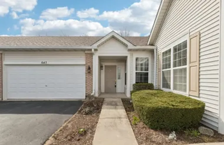647 S CADILLAC CIR, ROMEOVILLE, IL, 6044..., Romeoville, IL 60446