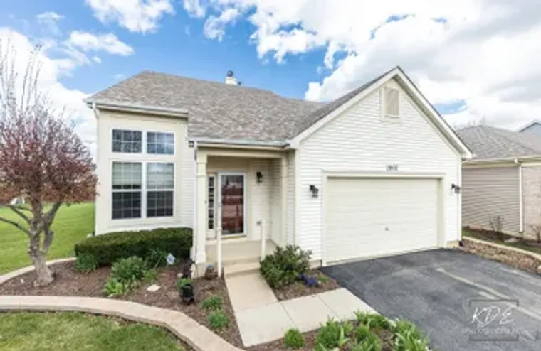 21102 WINDSOR LAKE WAY, CREST HILL, IL, ..., Crest Hill, IL 60403