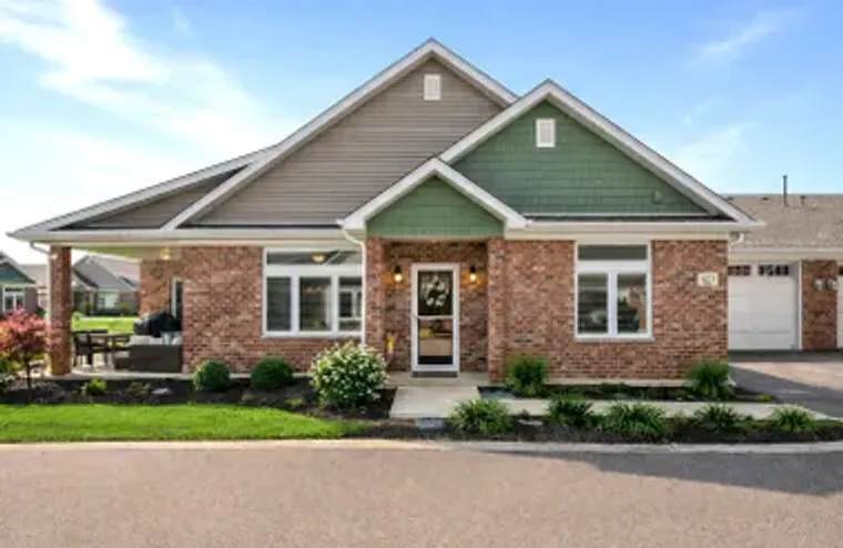 423 STEARN DR 423, GENOA, IL, 60135, Genoa, IL 60135