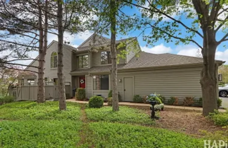 897 LONGMEADOW CT 1044, LAKE BARRINGTON,..., Lake Barrington, IL 60010