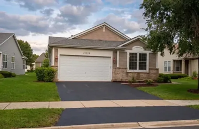 21226 LILY LAKE LN, CREST HILL, IL, 6040..., Crest Hill, IL 60403