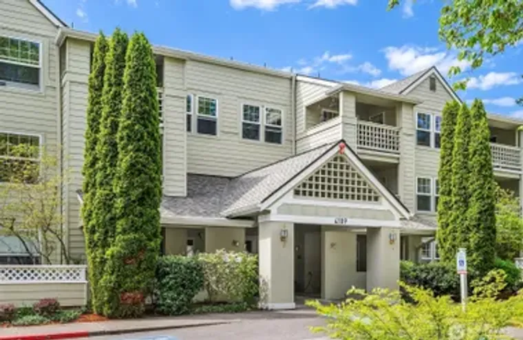 4109 224TH LN 213, ISSAQUAH, WA, 98029, Issaquah, WA 98029