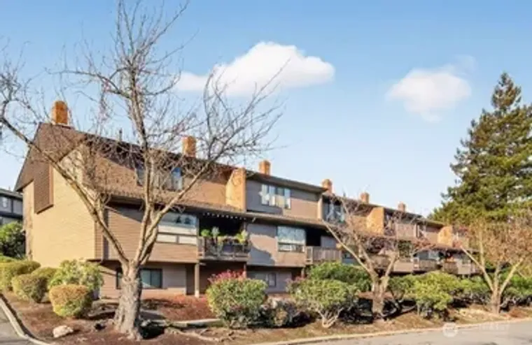 10717 GLEN ACRES DR S # 735, BURIEN, WA,..., Burien, WA 98168