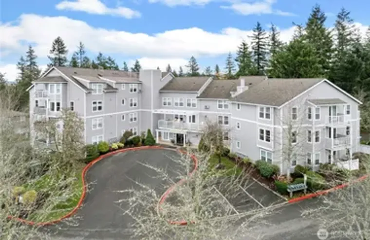 22535 SE HIGHLAND CIR 206, ISSAQUAH, WA,..., Issaquah, WA 98029