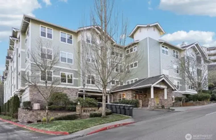 4406 PROVIDENCE POINT PL 301, ISSAQUAH, ..., Issaquah, WA 98029