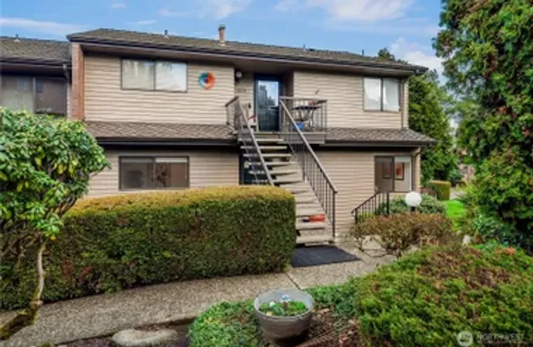 10713 GLEN ACRES DR S # 10713, SEATTLE, ..., Seattle, WA 98168