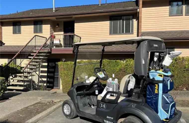 10643 GLEN ACRES DR 10643, SEATTLE, WA, ..., Seattle, WA 98168