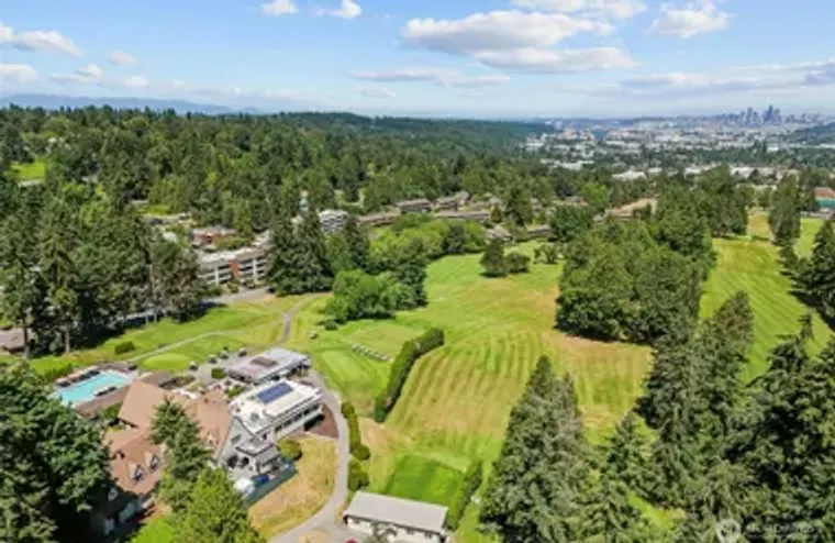 10903 GLEN ACRES DR B, SEATTLE, WA, 9816..., Seattle, WA 98168