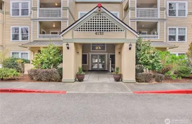 4133 224TH LN 202, ISSAQUAH, WA, 98029, Issaquah, WA 98029