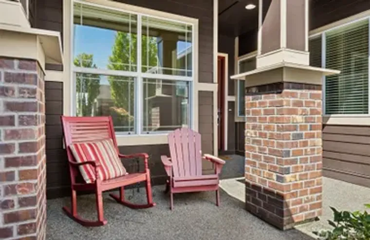 5206 WALDRON DR, OLYMPIA, WA, 98516, Olympia, WA 98516