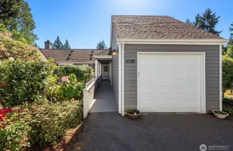 4125 221ST PL 2093, ISSAQUAH, WA, 98029, Issaquah, WA 98029
