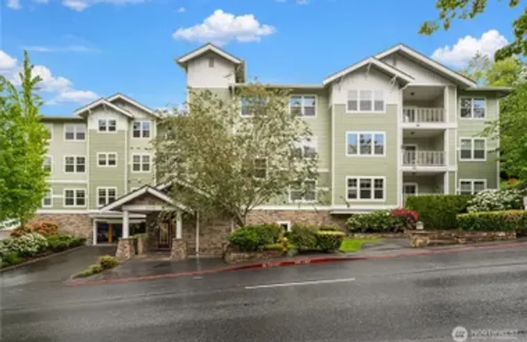 4406 PROVIDENCE POINT PL 302, ISSAQUAH, ..., Issaquah, WA 98029