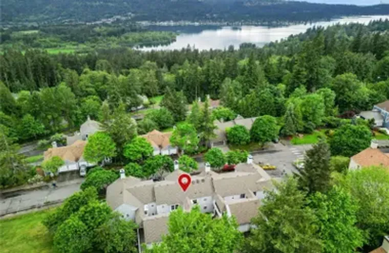 22215 SE 42ND LN 2079, ISSAQUAH, WA, 980..., Issaquah, WA 98029