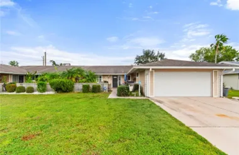 1503 N PEBBLE BEACH BLVD, SUN CITY CENTE..., Sun City Center, FL 33573