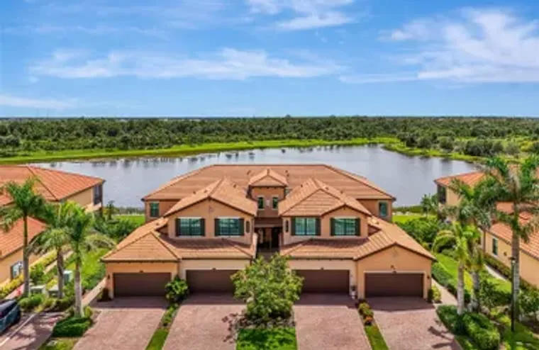 10797 TARFLOWER DR UNIT 201, VENICE, FL,..., Venice, FL 34293