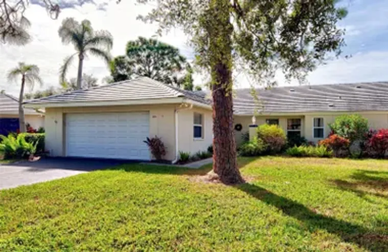 166 SOUTHAMPTON PL 348, VENICE, FL, 3429..., Venice, FL 34293