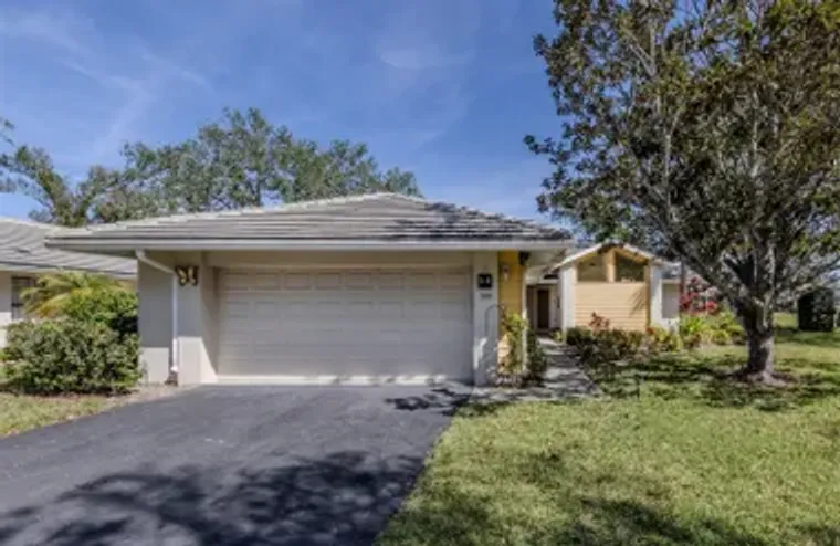 268 SOUTHAMPTON DR 309, VENICE, FL, 3429..., Venice, FL 34293