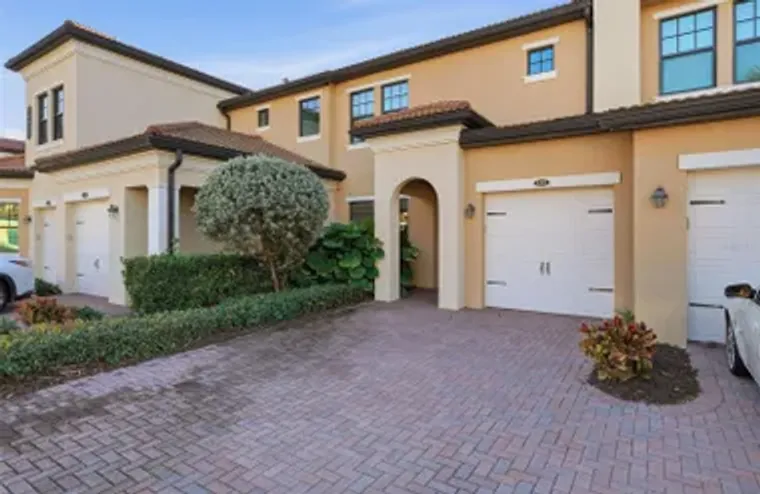 10054 CROOKED CREEK DR 102, VENICE, FL, ..., Venice, FL 34293