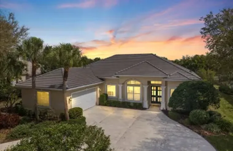 17 N CAYMAN ISLES BLVD, ENGLEWOOD, FL, 3..., Englewood, FL 34223