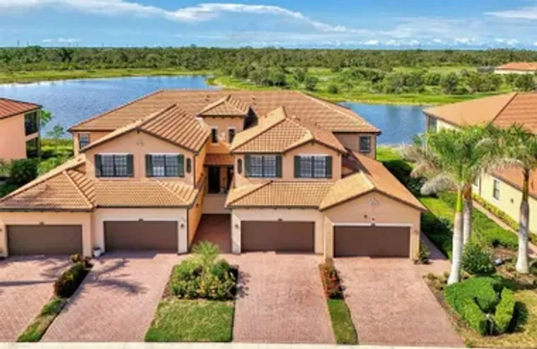 10789 TARFLOWER DR 202, VENICE, FL, 3429..., Venice, FL 34293