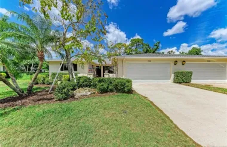 7160 FAIRWAY BEND CIR, SARASOTA, FL, 342..., Sarasota, FL 34243