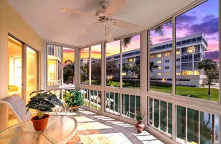1300 N PORTOFINO DR S206, SARASOTA, FL, ..., Sarasota, FL 34242
