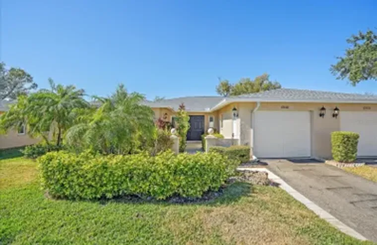 6948 W COUNTRY CLUB DR N # V-81, SARASOT..., Sarasota, FL 34243