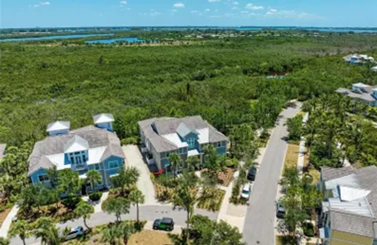 289 SAPPHIRE LAKE DR 201, BRADENTON, FL,..., Bradenton, FL 34209