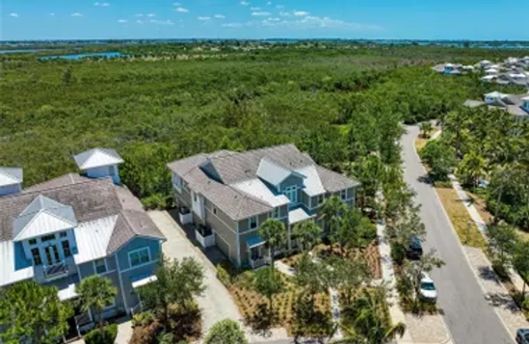 289 SAPPHIRE LAKE DR 201, BRADENTON, FL,..., Bradenton, FL 34209