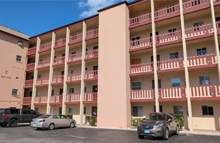 4087 LAKE BAYSHORE DR 312, BRADENTON, FL..., Bradenton, FL 34205