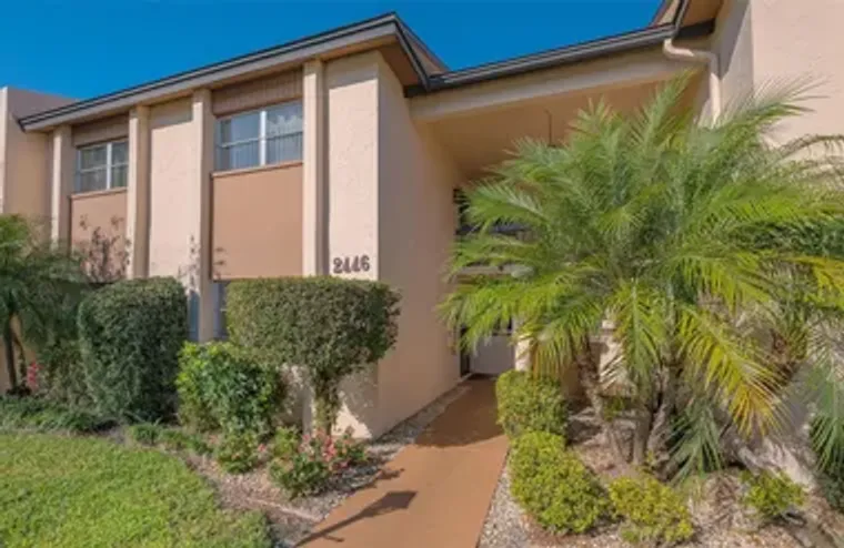 2446 CLUBHOUSE CIR 201, SARASOTA, FL, 34..., Sarasota, FL 34232