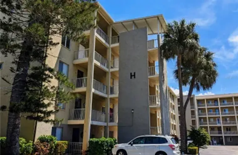 3807 LAKE BAYSHORE DR H-416, BRADENTON, ..., Bradenton, FL 34205