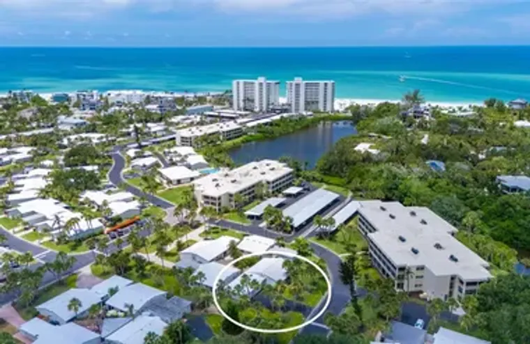 208 HOURGLASS WAY V11, SARASOTA, FL, 342..., Sarasota, FL 34242