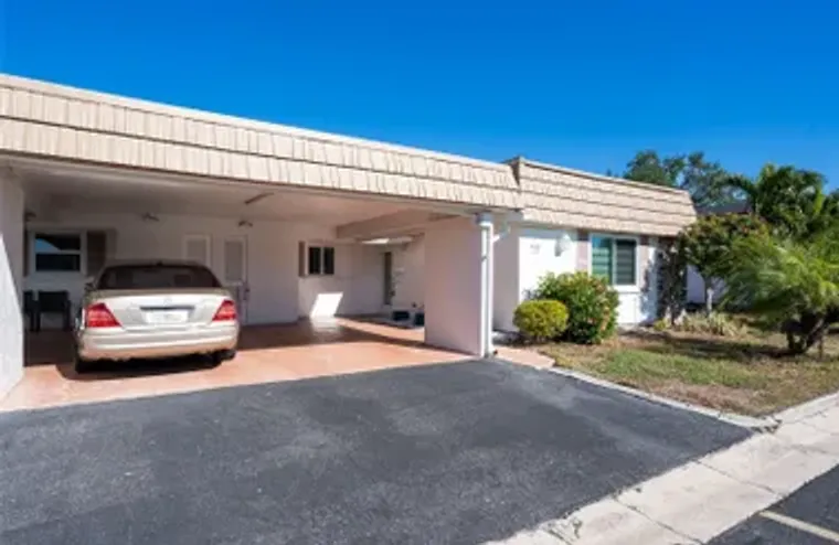 2305 RIVERBLUFF PKWY V256, SARASOTA, FL,..., Sarasota, FL 34231